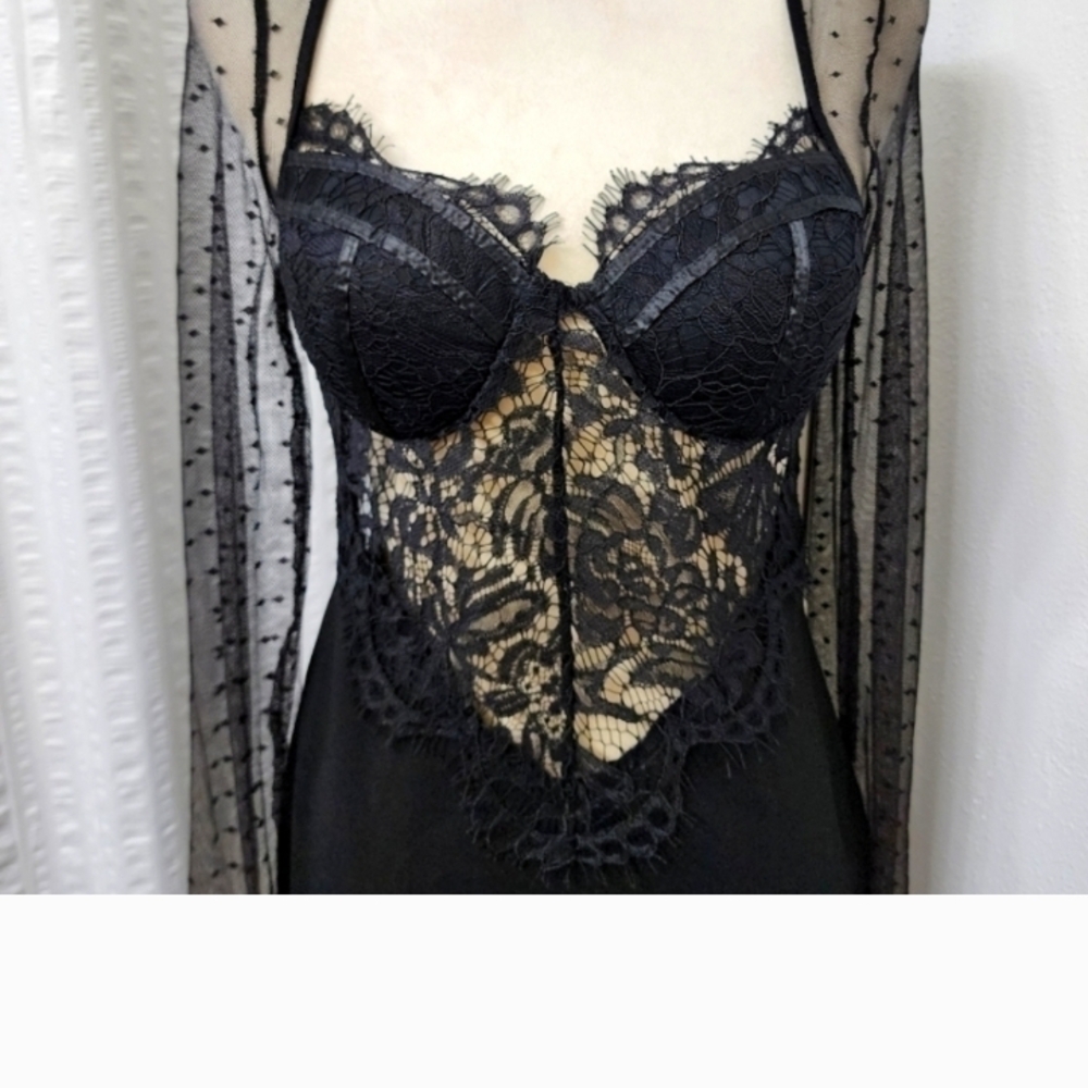 Elegant Black Lace Lingerie Set